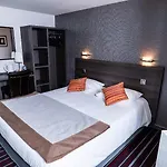 Brit Confort Orly Hotel 3*