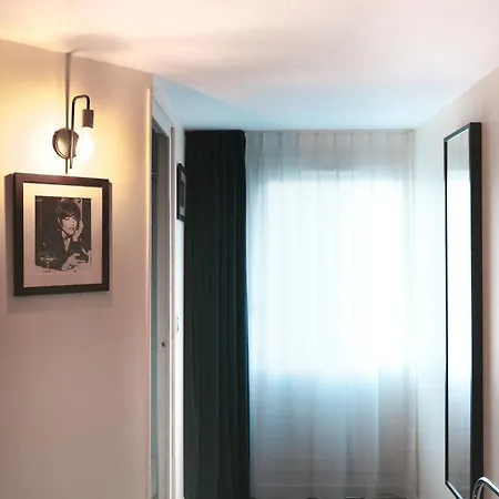 Brit Confort Orly Ξενοδοχείο 3*