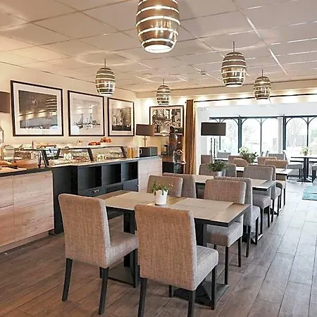 Brit Confort Orly Hotel 3*