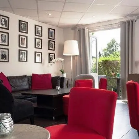 Brit Confort Orly Hotel 3*