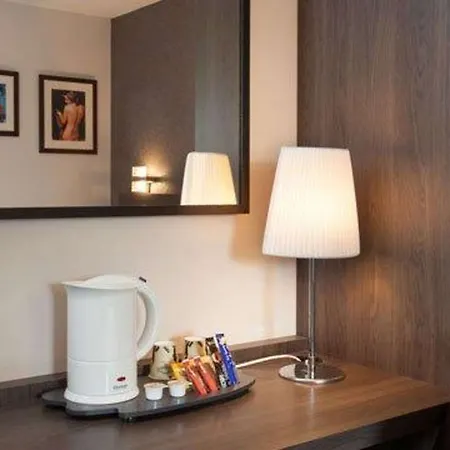 Hotel Brit Confort Orly Morangis (Essonne)