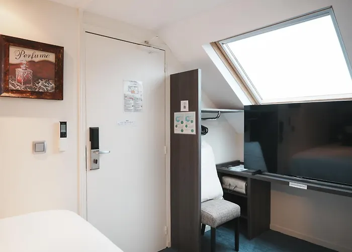 Hotel Brit Confort Orly Morangis (Essonne)