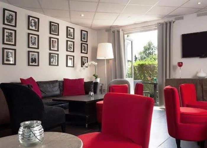 Brit Confort Orly Otel 3*