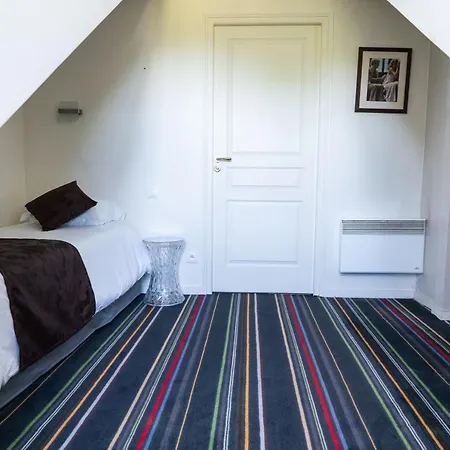 Hotel Acadie Orly 3*